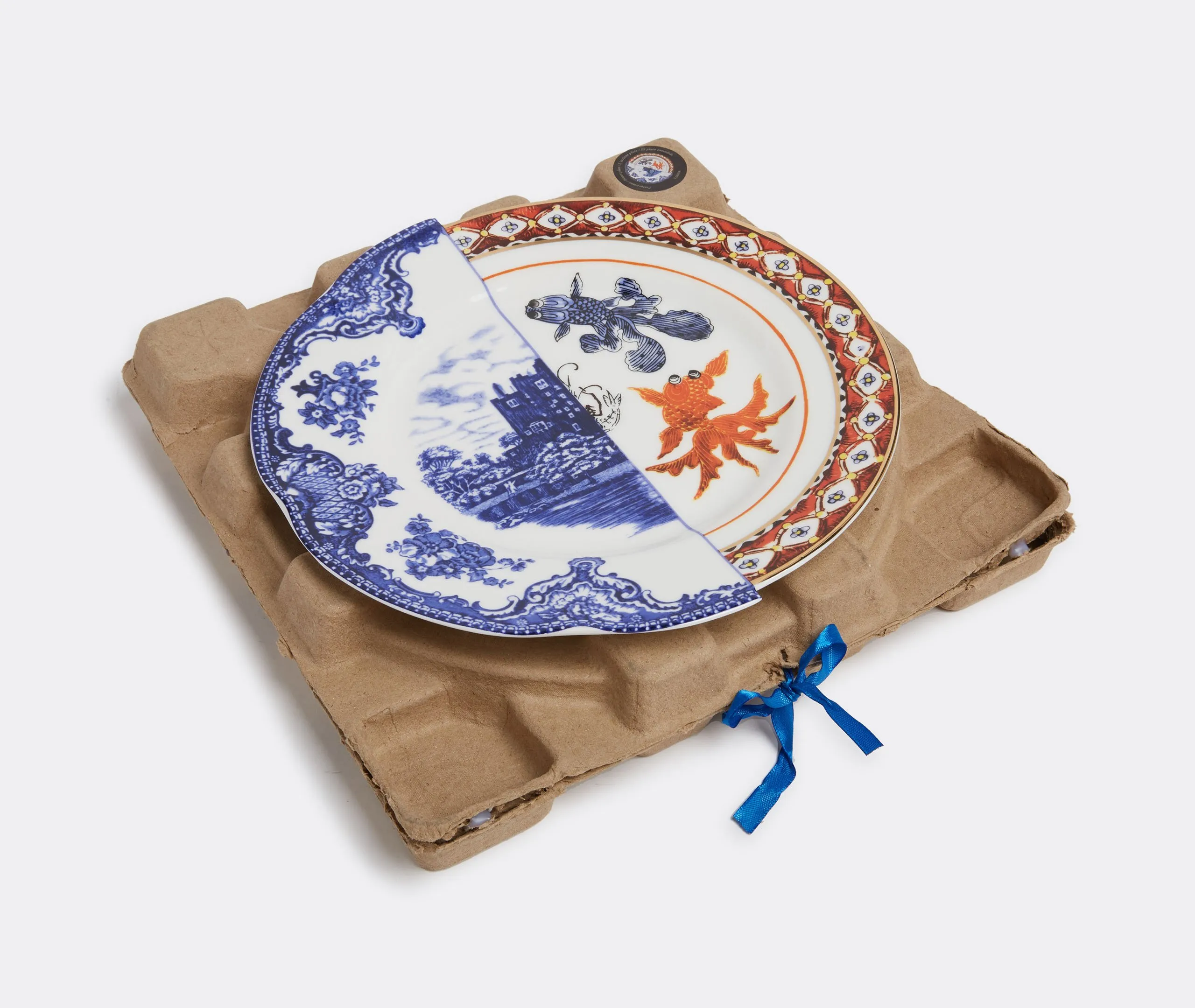 Hybrid Isaura Dinner Plate - White/Blue/Red, Bone China