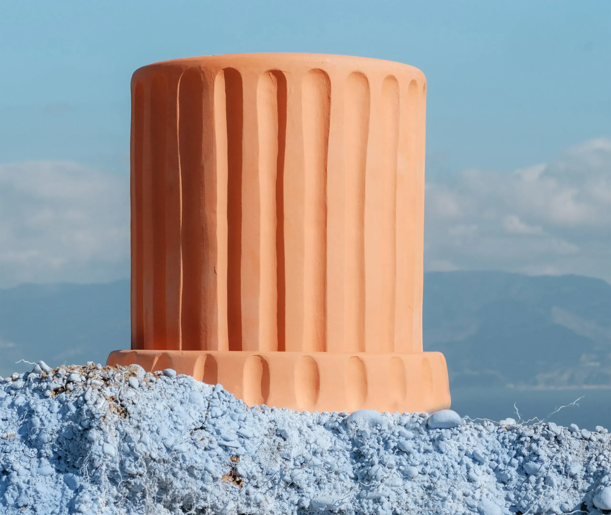 Linear Vase with Saucer - Terracotta