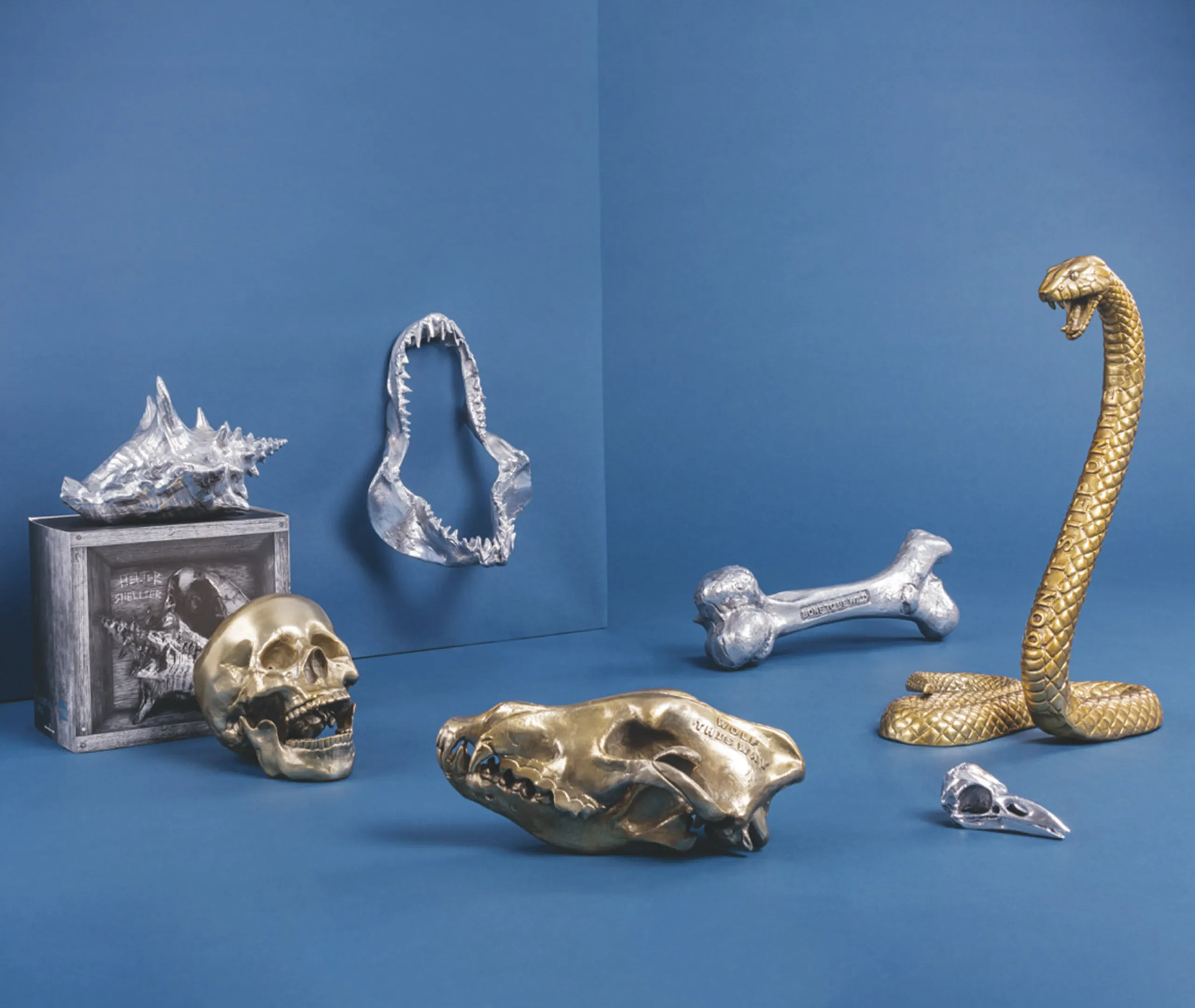 Skull Decorative Object - Gold, Aluminium