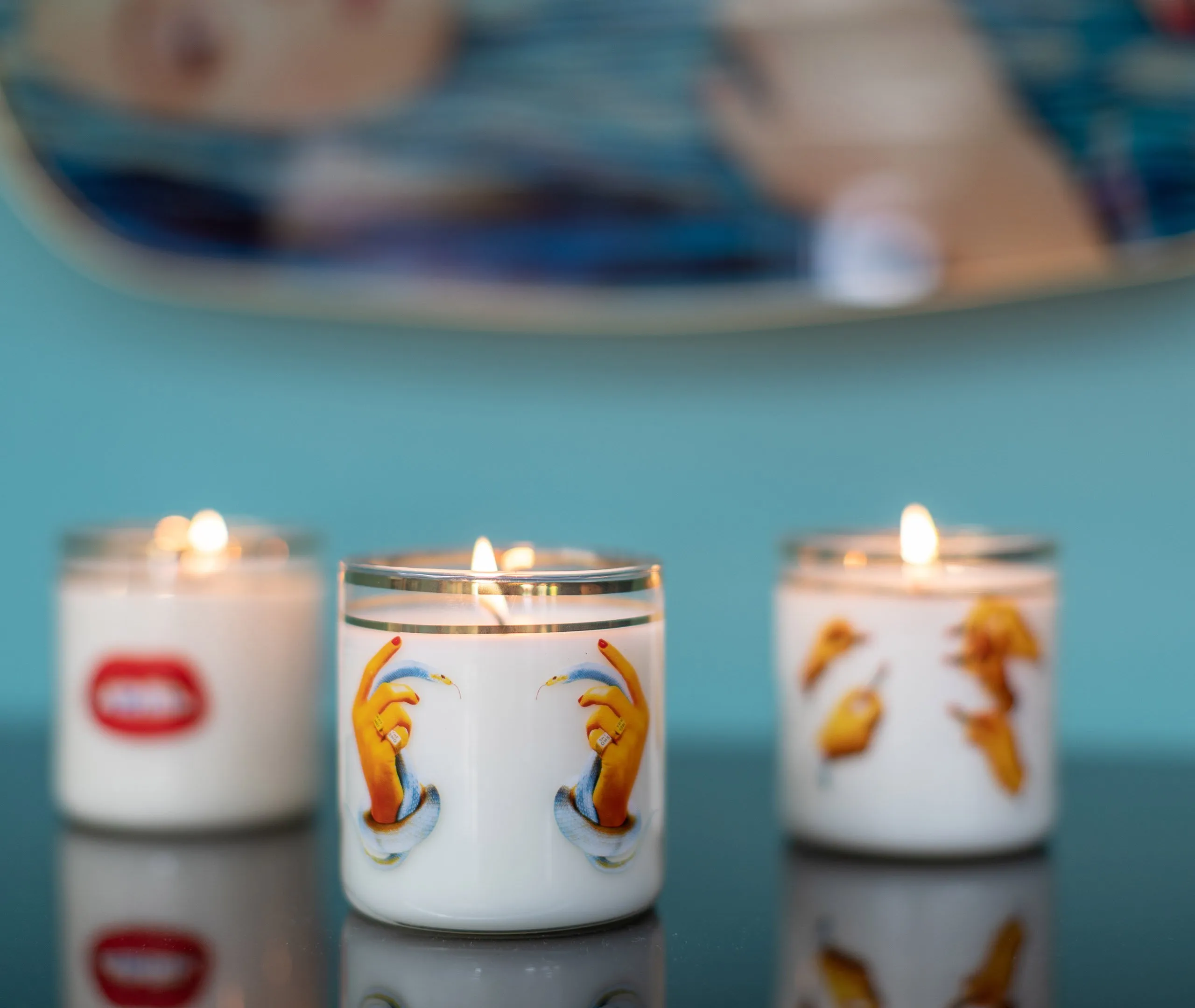 Trumpets Candle - White/Gold