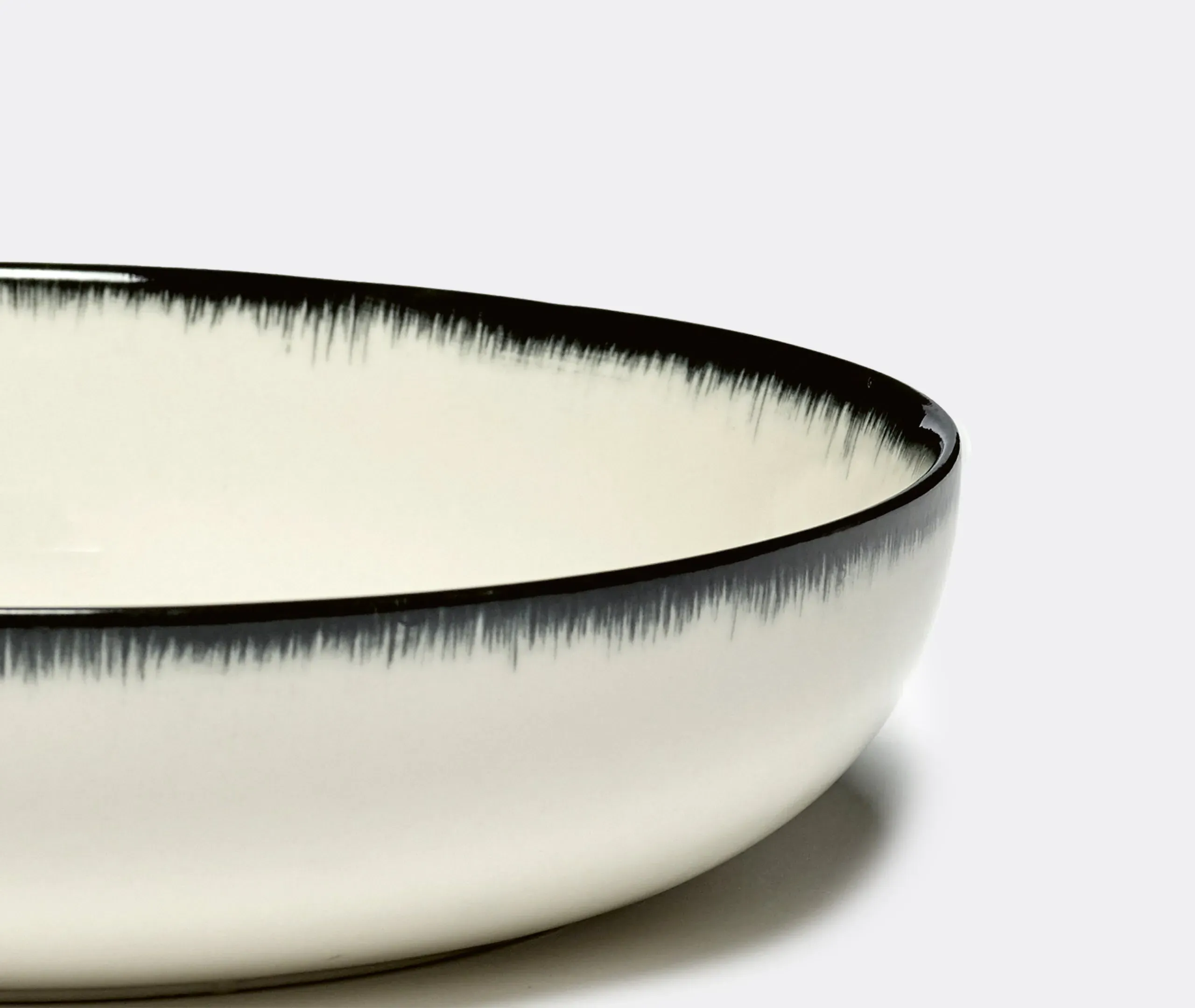 Deep Plate Set with Hand-Painted Rim - White, Porcelain