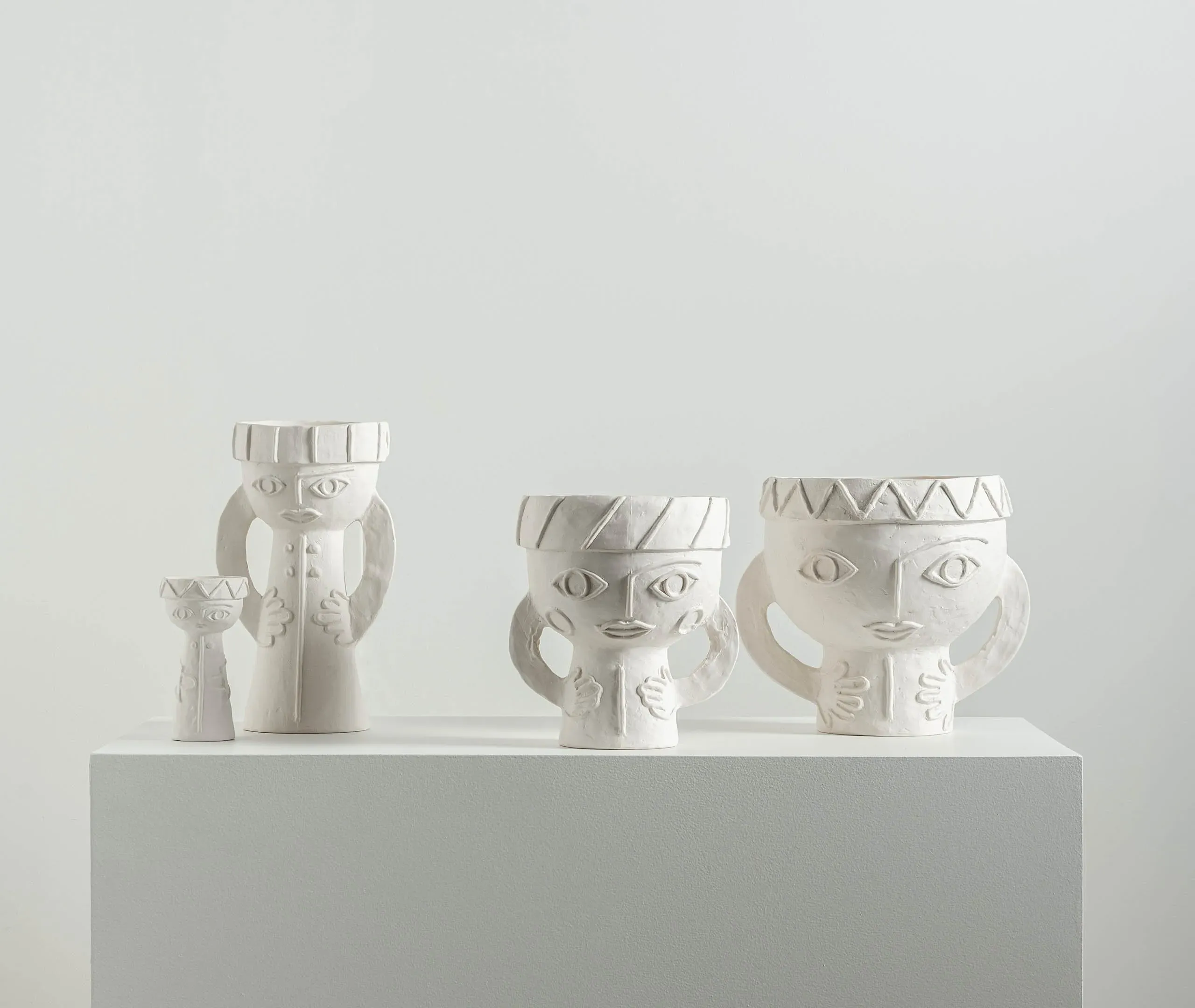 Les Femmes 02 Large Vase - Beige, Clay