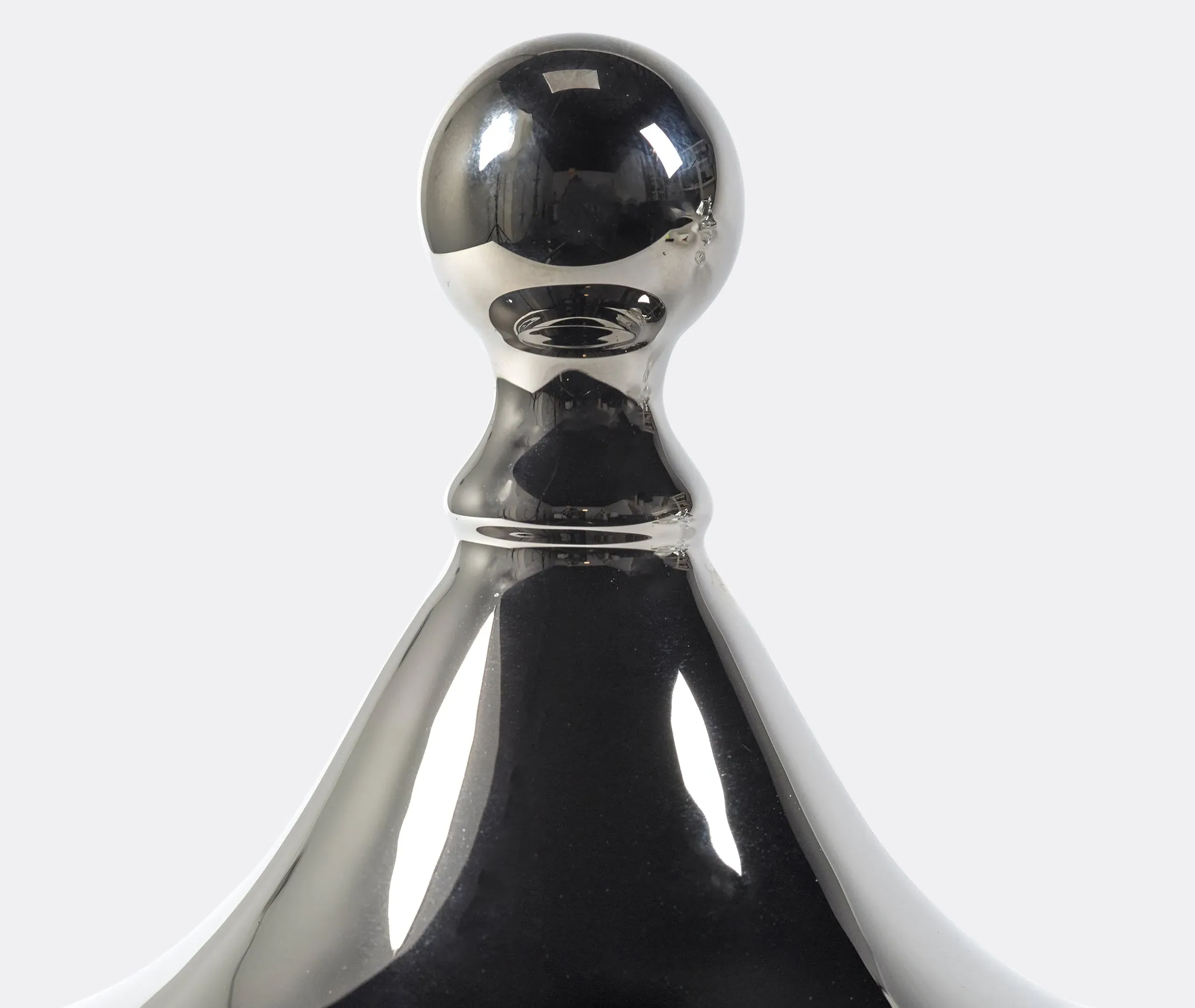 Lidded Bonbonniere with Orb Handle - Silver
