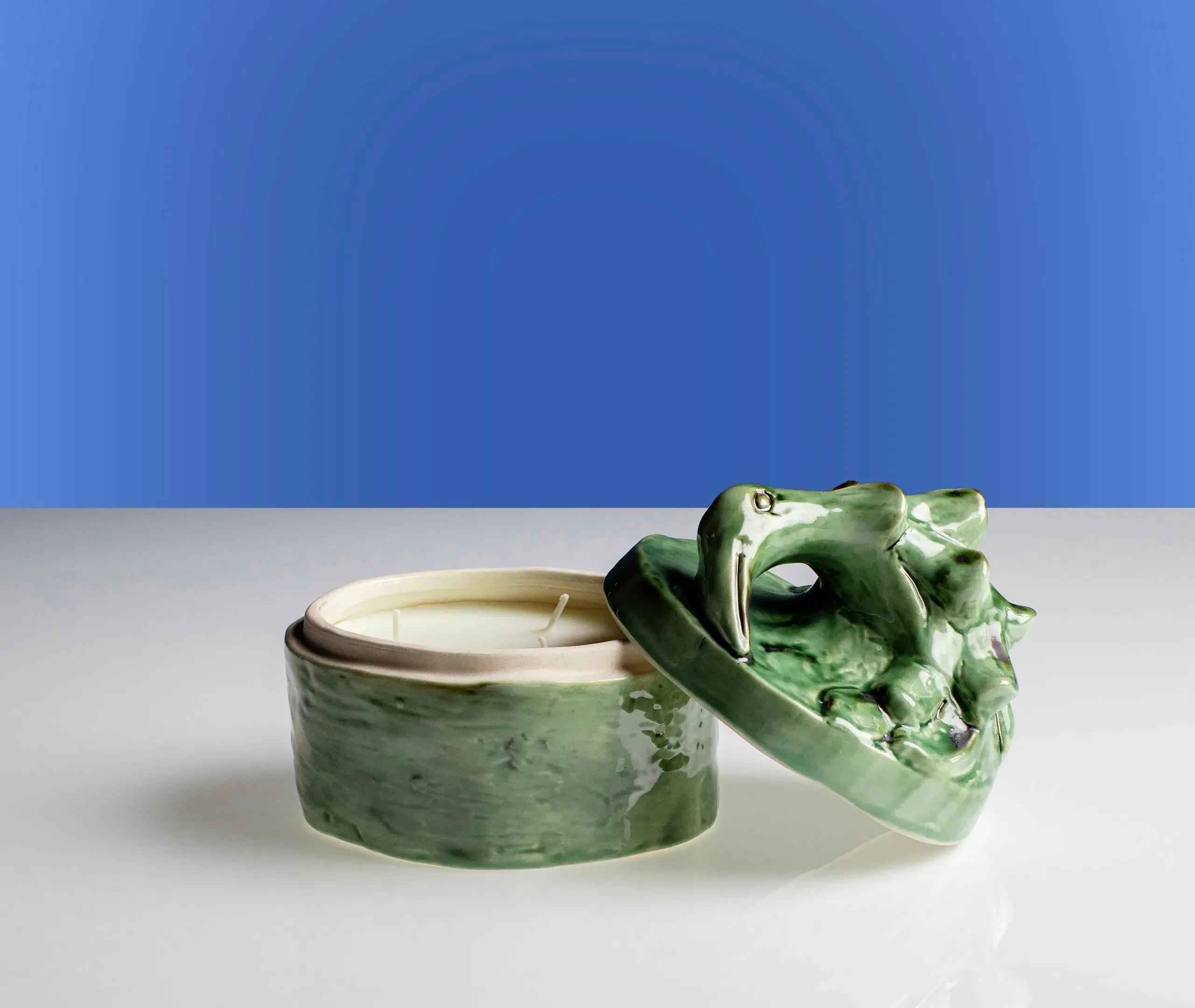 Medium Scented Candle with Bird Lid - Green Ceramic
