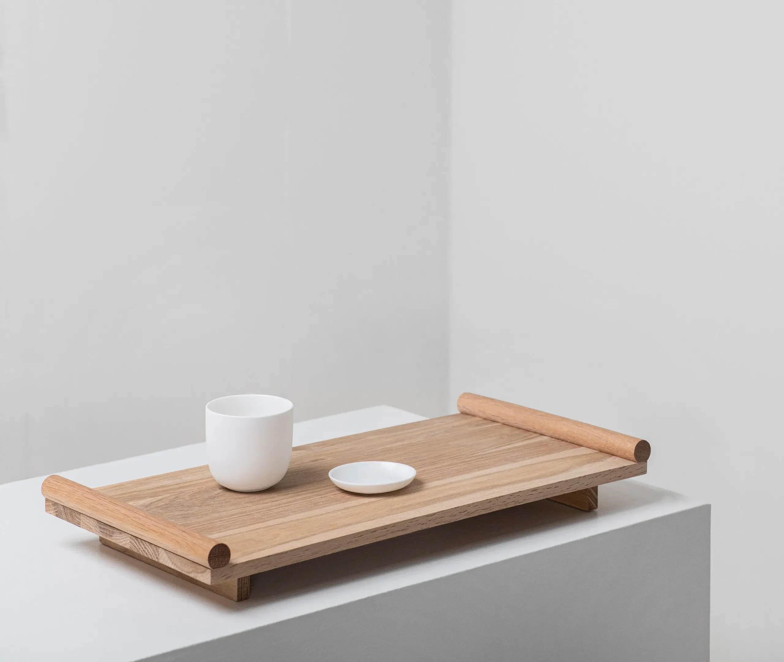 Oak Serving Tray with Matt Finish - Light Brown