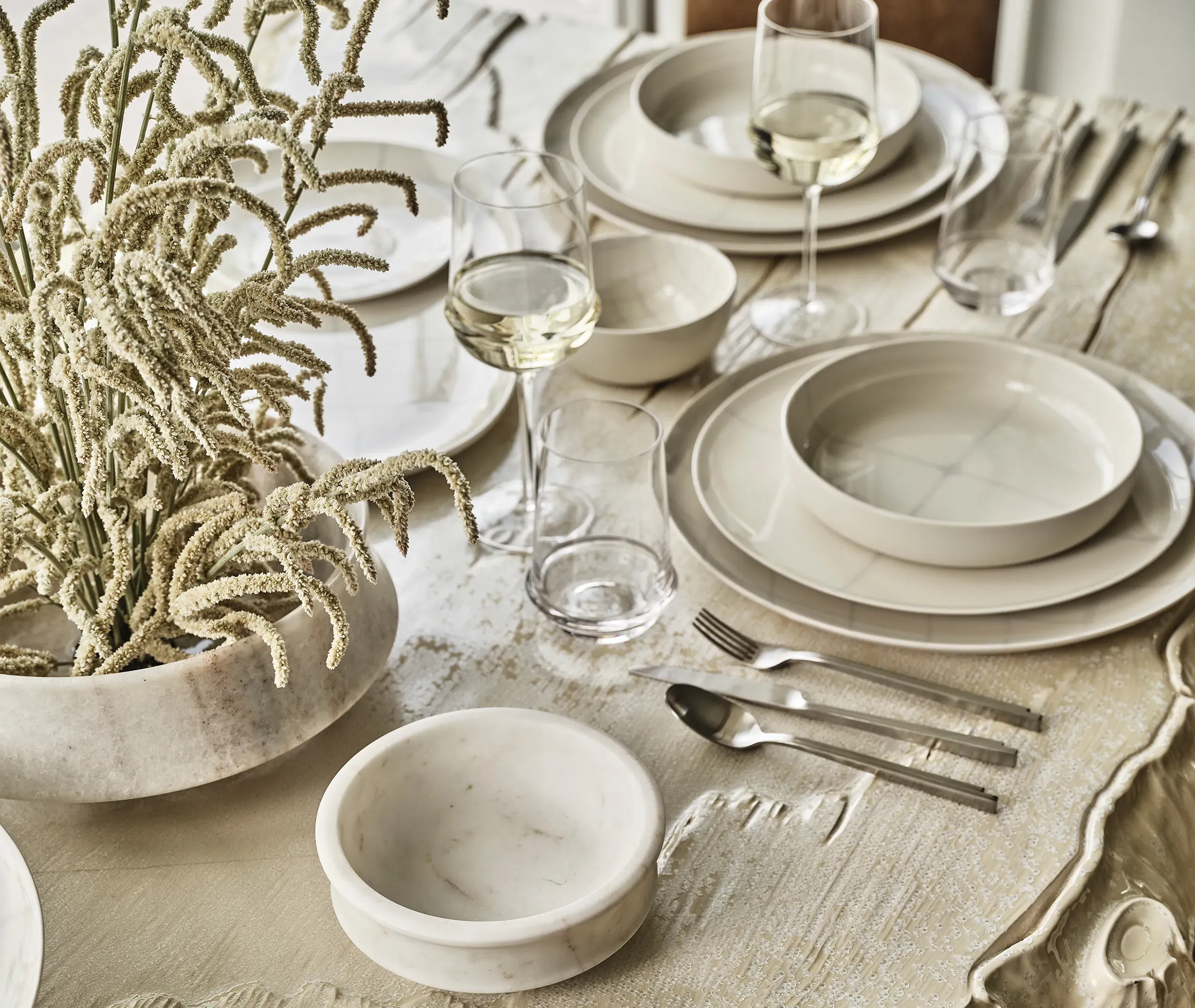 Zuma 12-Piece Dinner Set - White, Porcelain