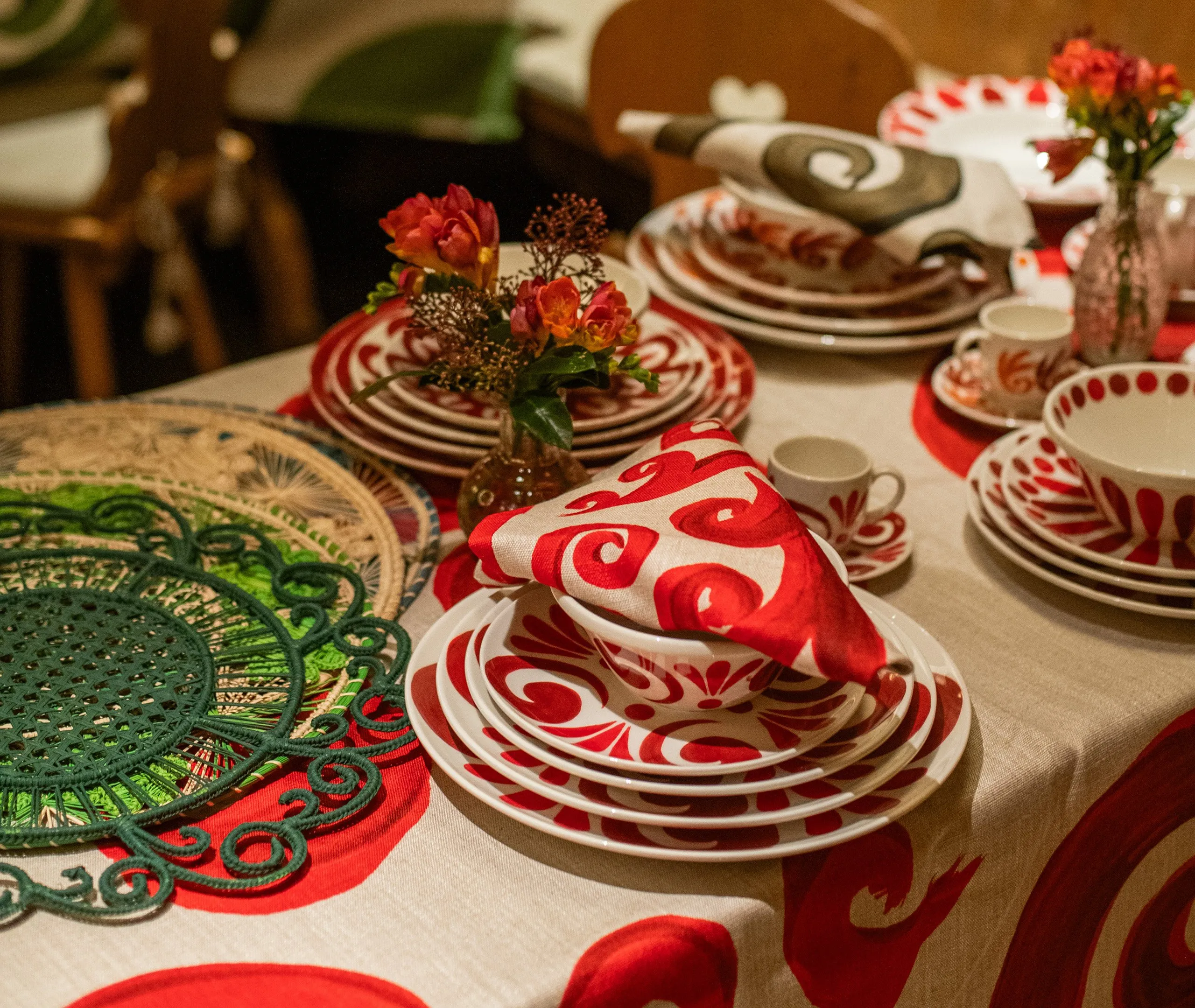 Dessert Plate with Hand-Painted Design - Red, Porcelain