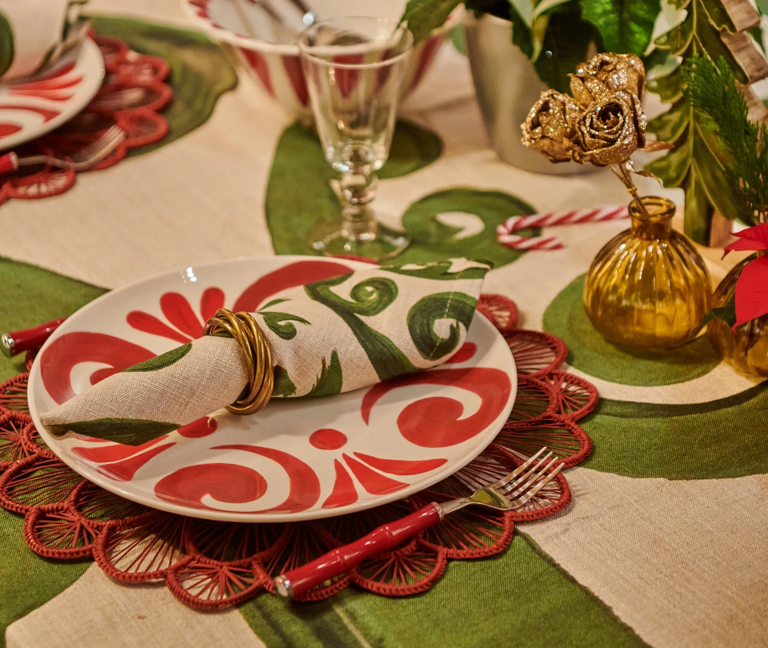 Dinner Plate with Hand-Painted Design - Red, Porcelain