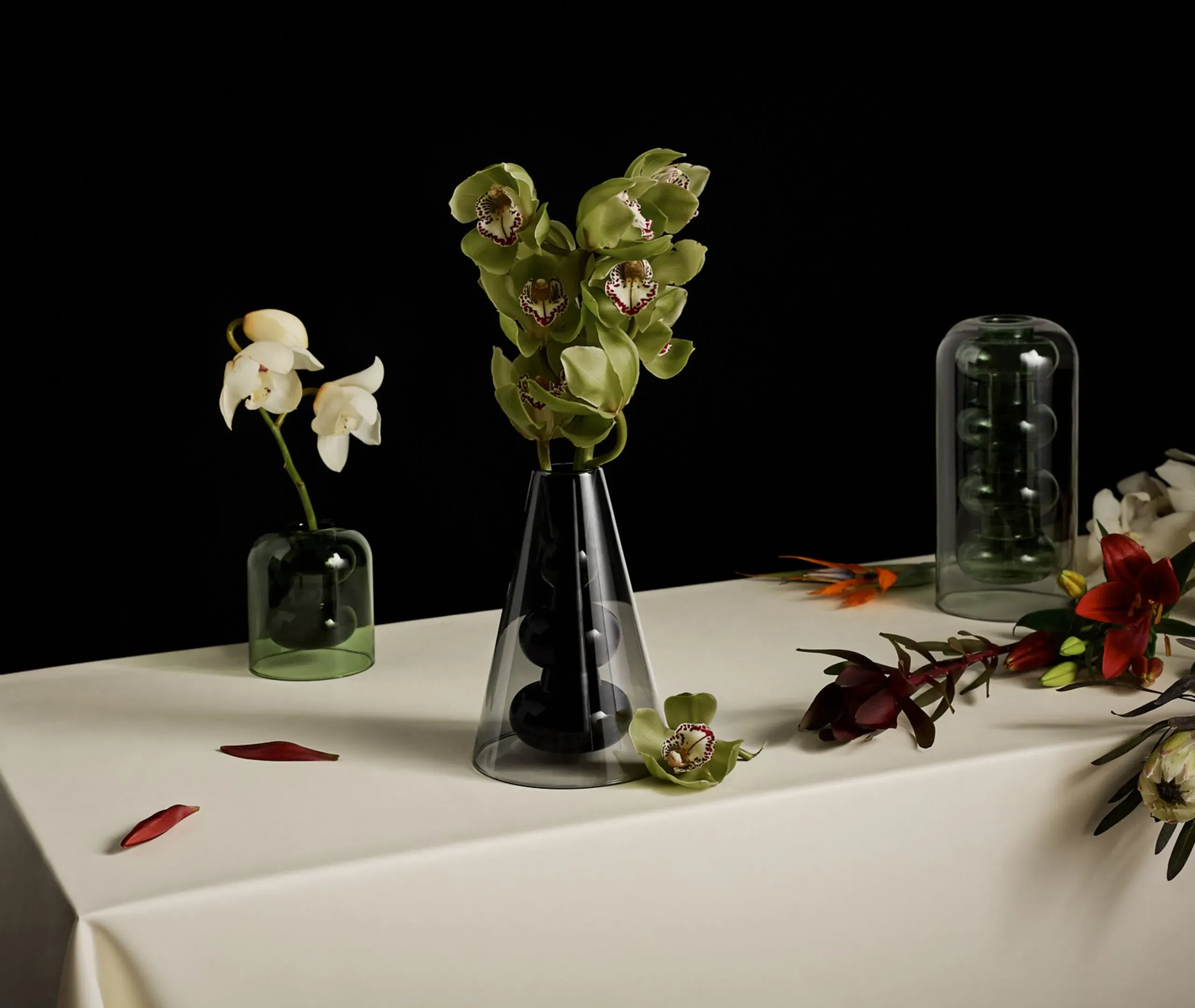 Bump Tall Vase - Green, Borosilicate Glass