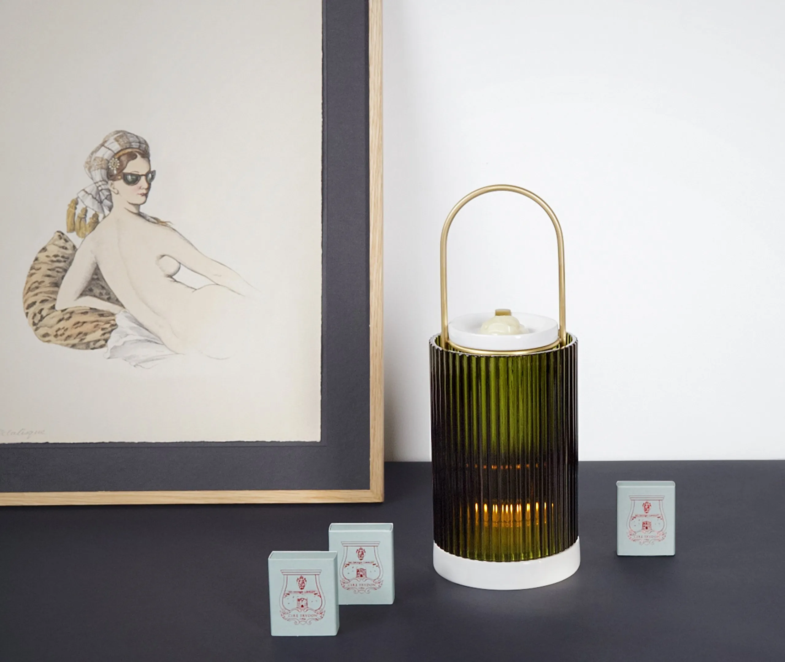 La Promeneuse Scent Diffuser with Cameos - Green