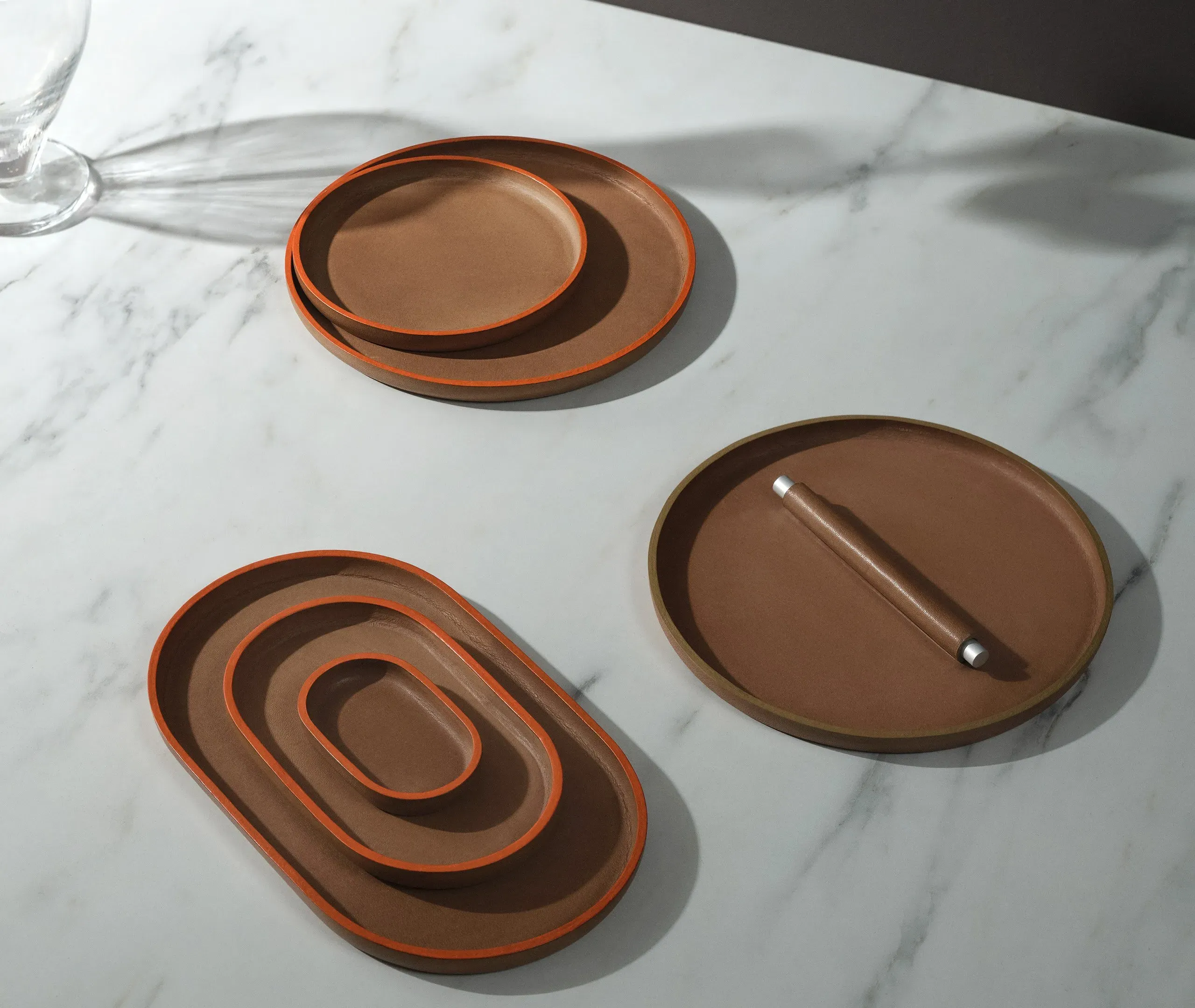 Plato Oval Serving Tray - Beige, Leather