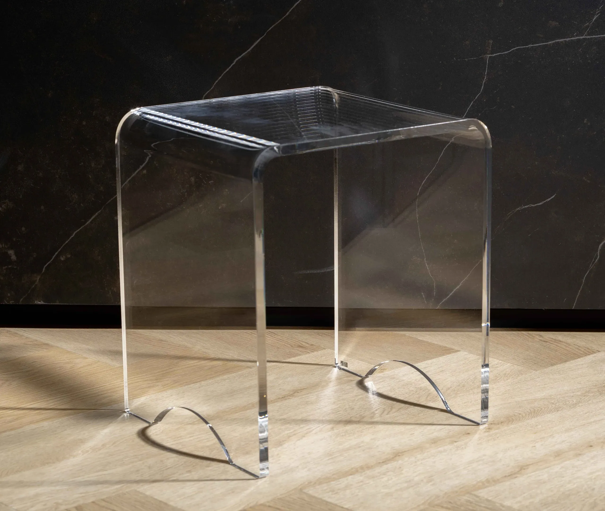Stool with Curved Design - Transparent, Acrylic