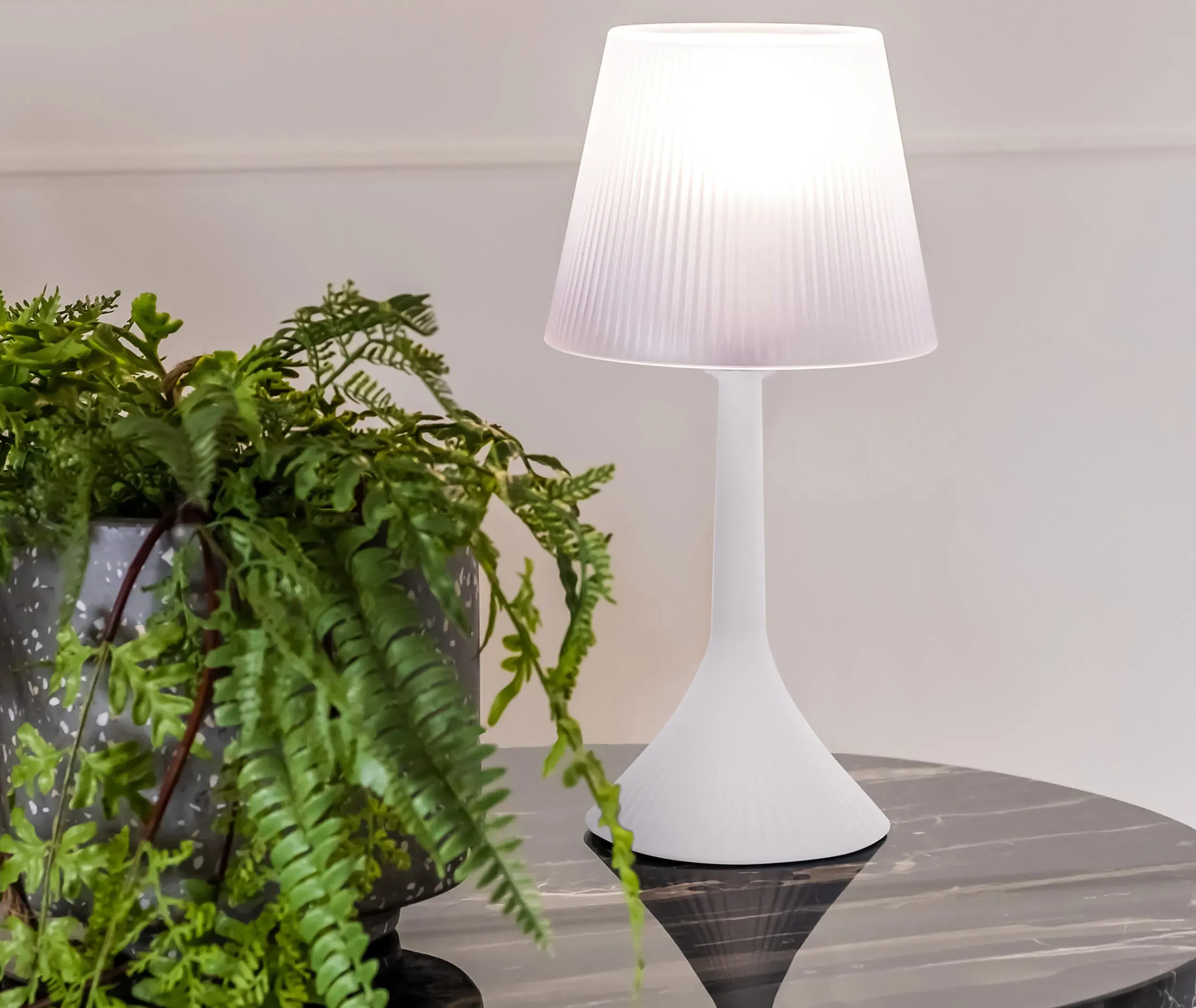 Wireless Table Lamp with Frosted Shade - White, Resin