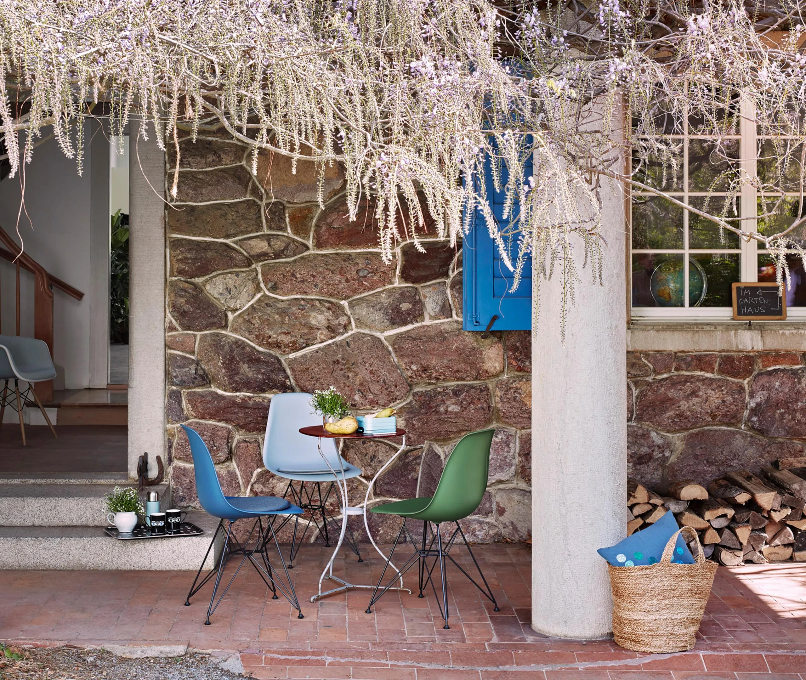 Charles & Ray Eames DSR Chair - Sea Blue, Polypropylene