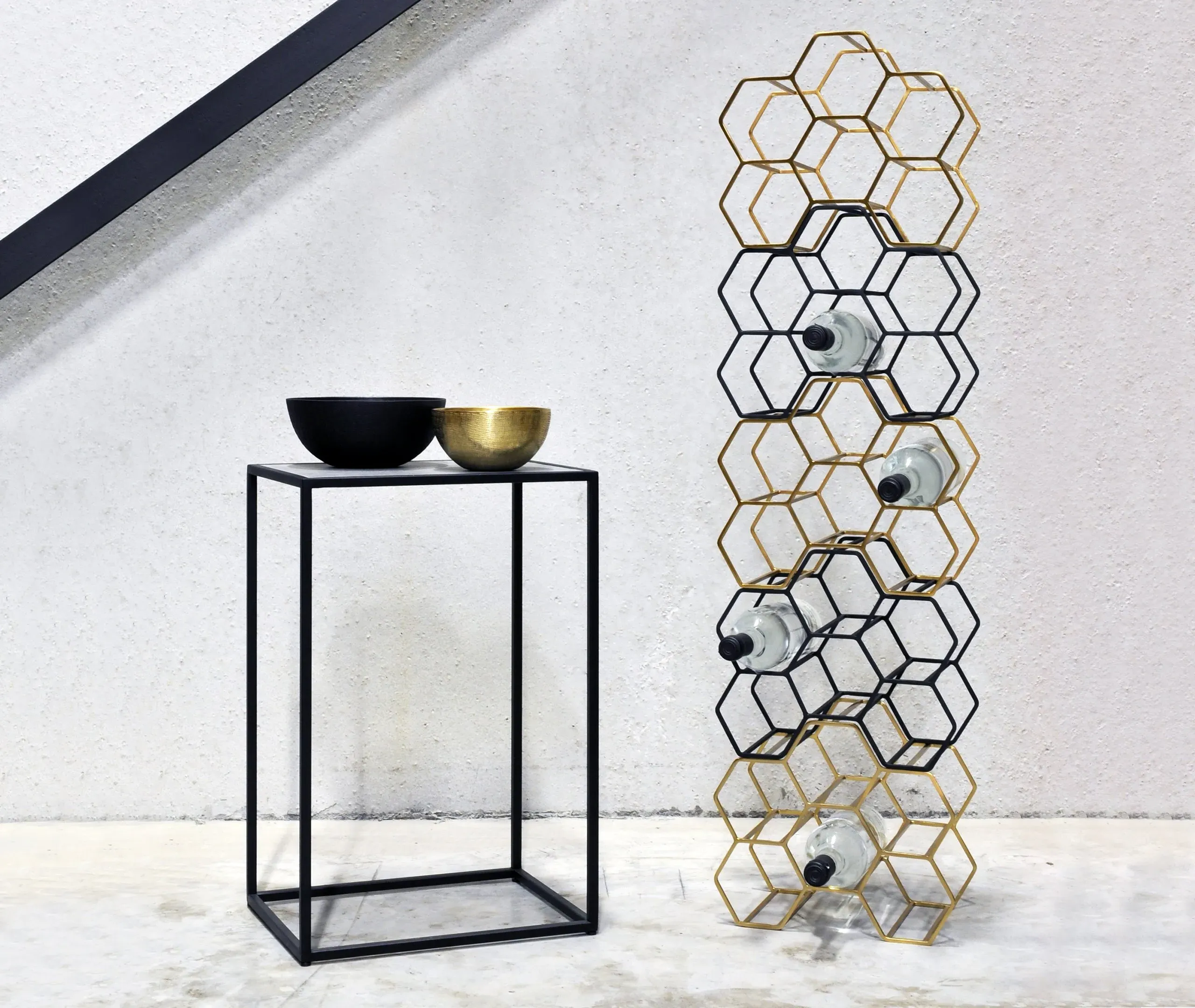 6-Bottle Wine Rack Hexagonal Design - Black, Iron