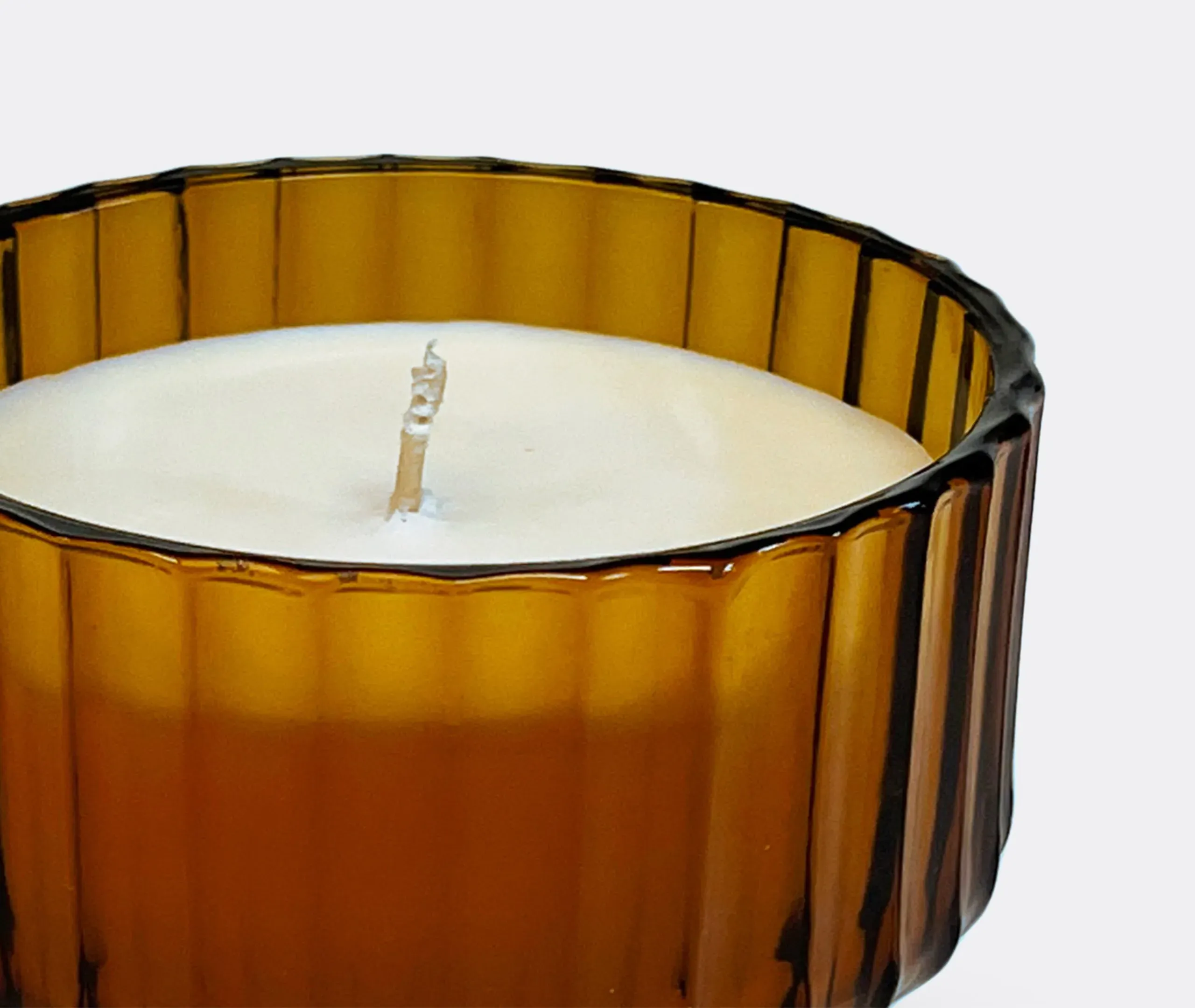 Sunday Touch Small Scented Candle - Amber