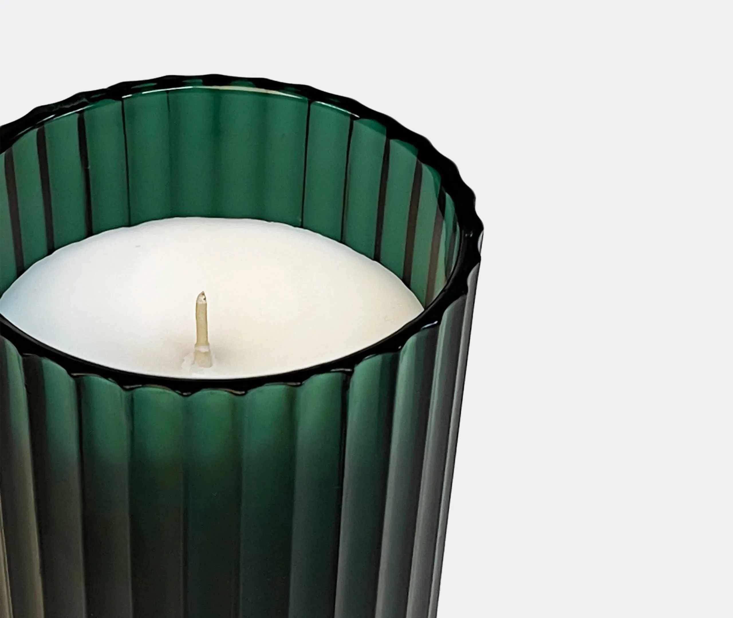 Volta Forest Mist Medium Scented Candle - Green, Glass