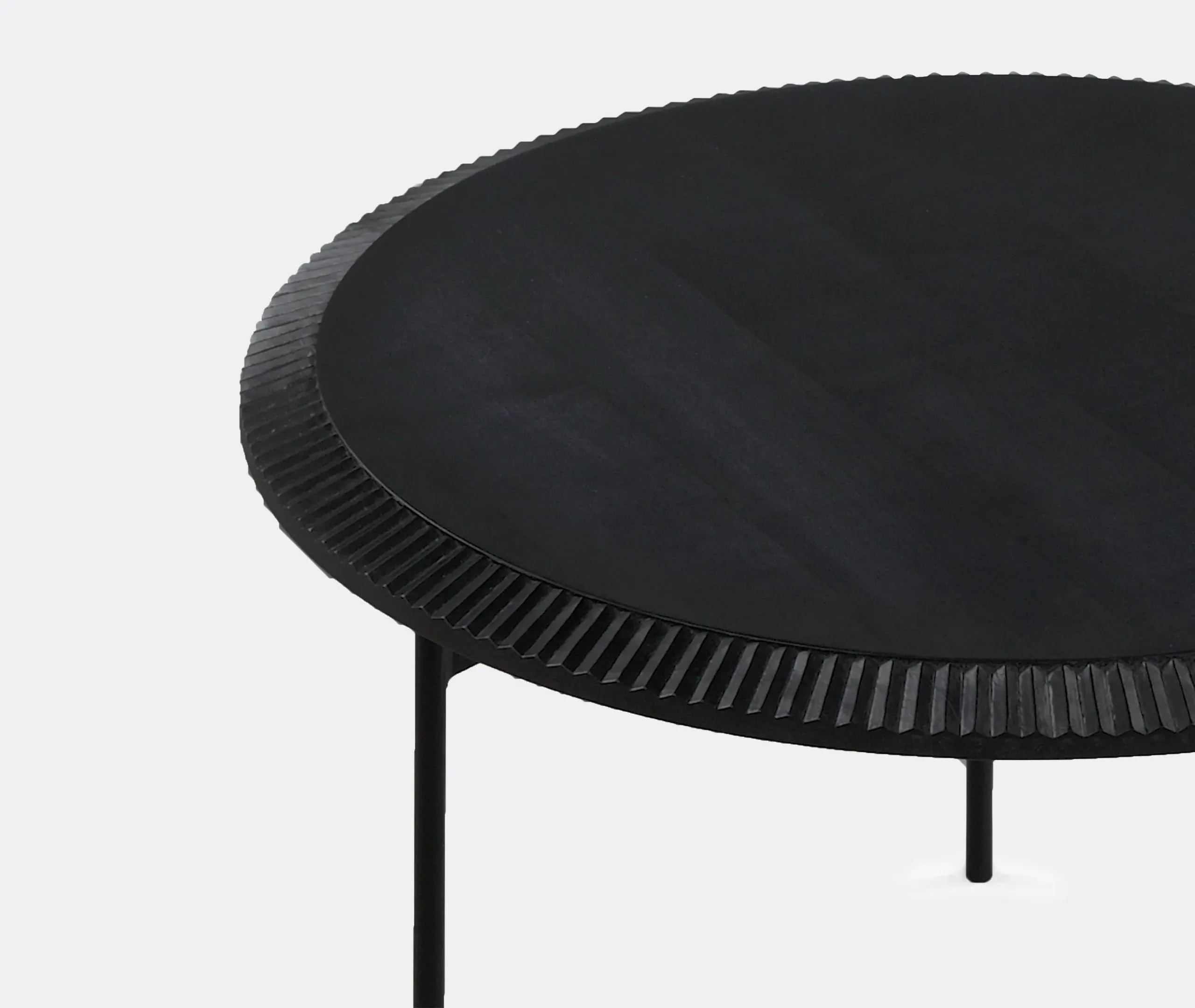 Medium Coffee Table with Carved Edges - Black, Maple