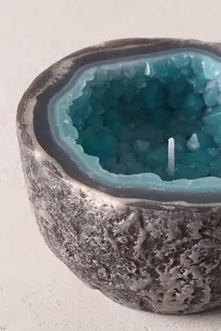 Crystal Geode Candle - Aquamarine, Wax alternate view