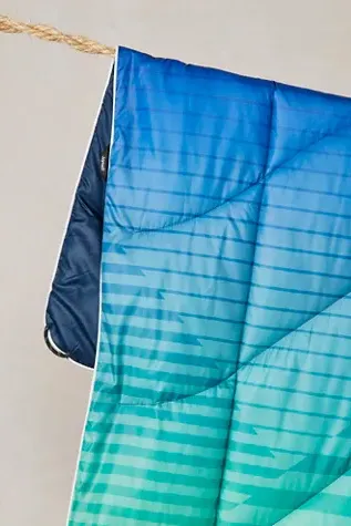 Printed Nanoloft Insulated Blanket - Patch Cool Fade alternate view