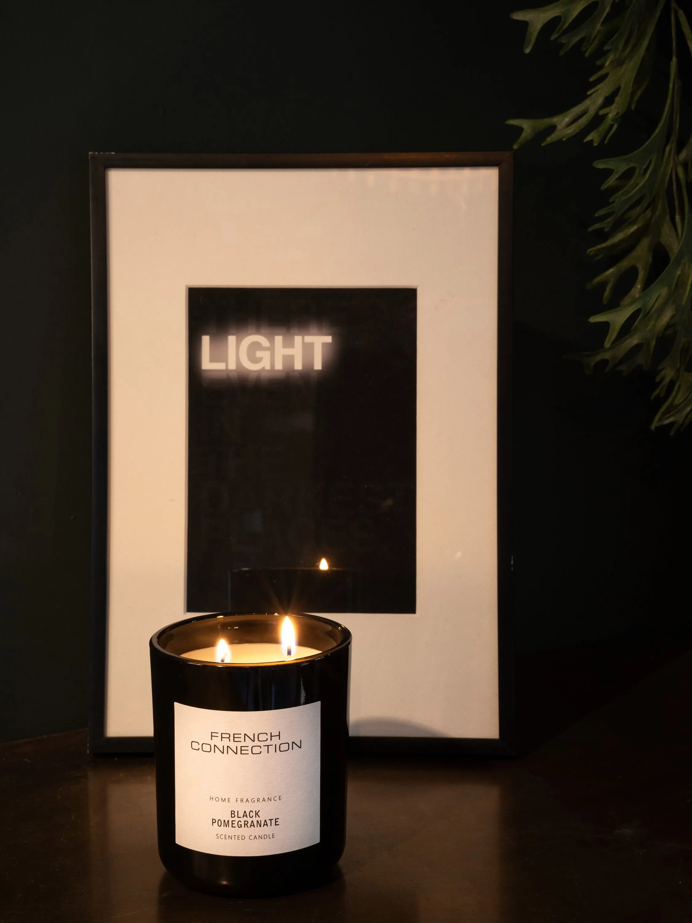 Black Pomegranate 245g Candle with Metal Lid - White product
