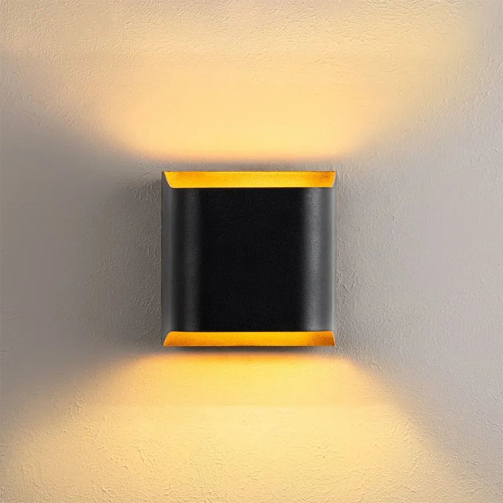 Bera Small Square Metal Wall Light - Black product