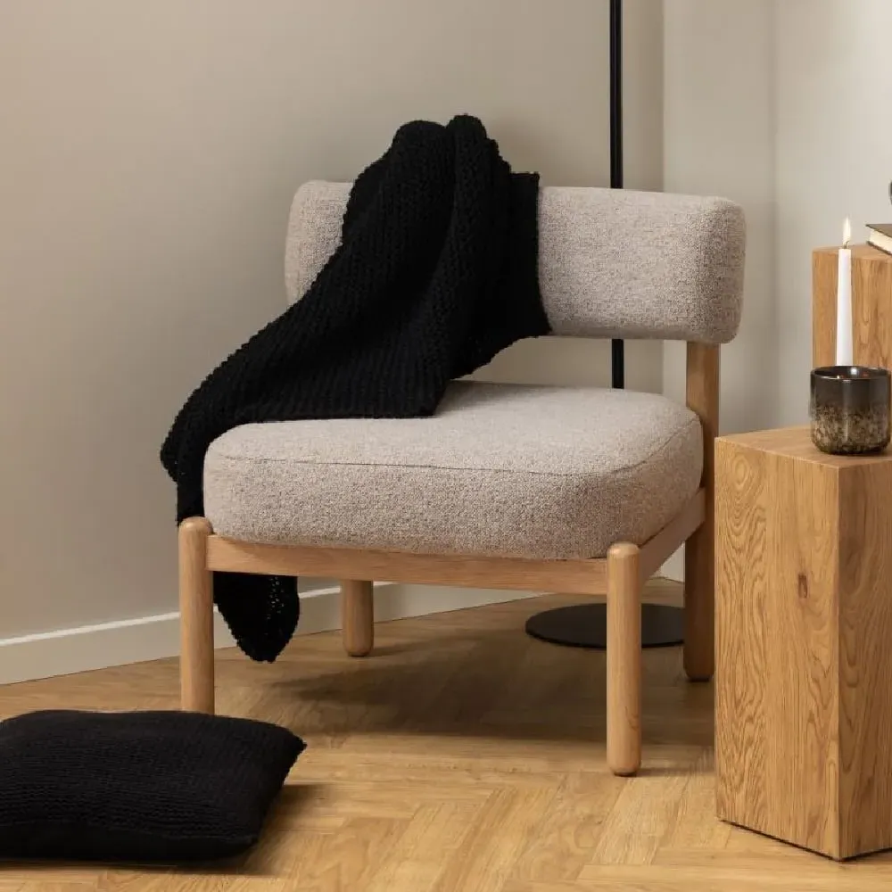 Bolivia Lounge Chair with Wooden Legs - Beige, Oak