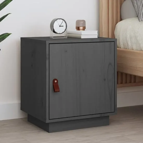 Byrne Pinewood Bedside Cabinet with 1 Door - Grey