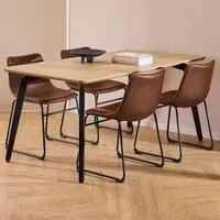 Cadott Dining Table with 4 Brandy Chairs - Oak
