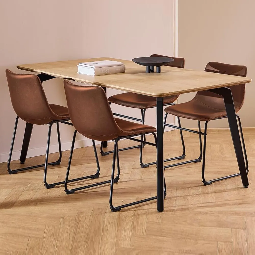 Cadott Dining Table with 4 Brandy Chairs - Oak
