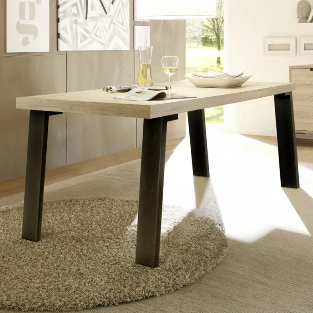 Heyford Small Rectangular Dining Table - Sherwood Oak