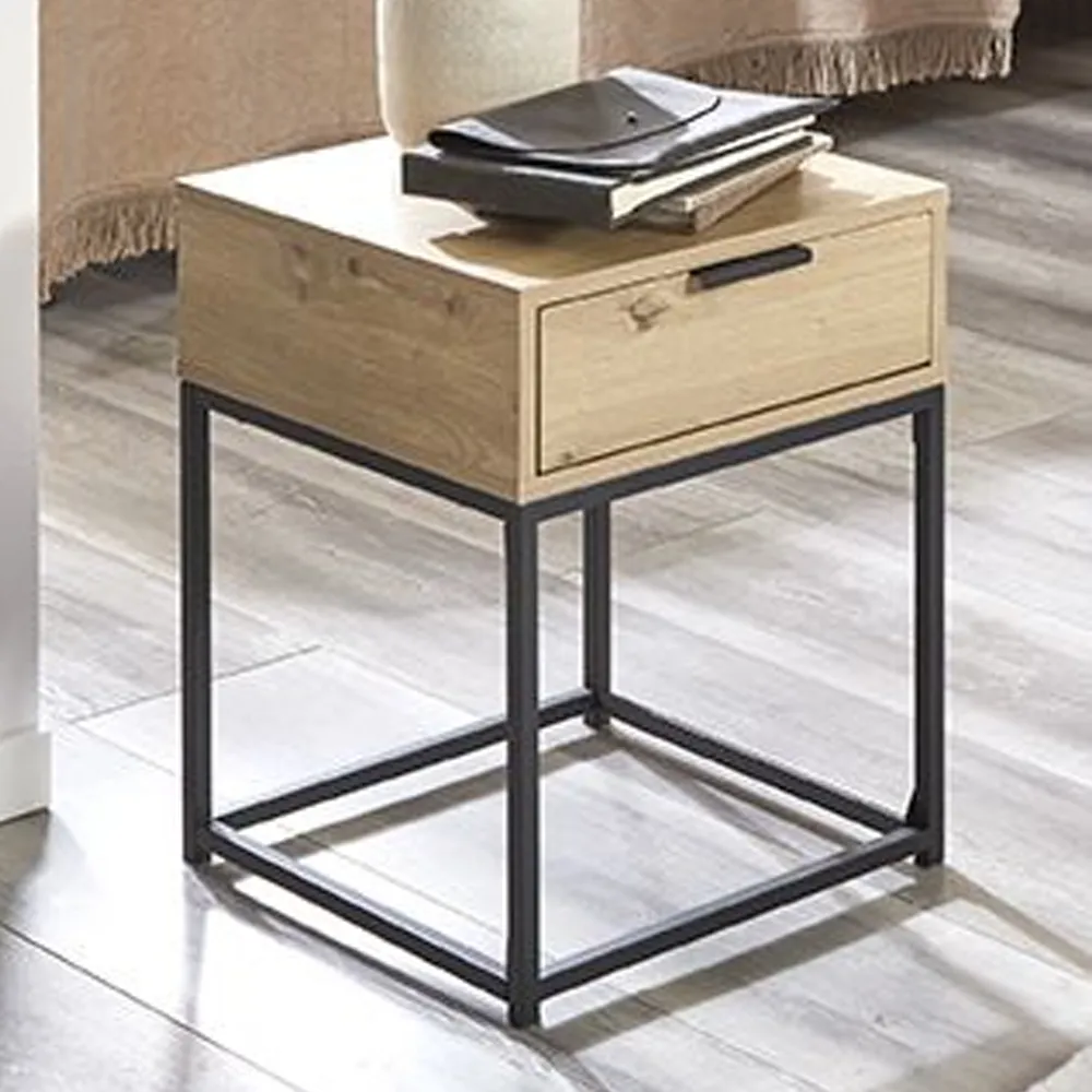 Kodiak Medium Bedside Cabinet with Drawer - Oak, Wood