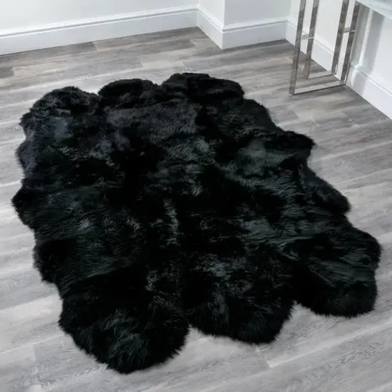 Ladson Sextuple Sheepskin Rug - Black