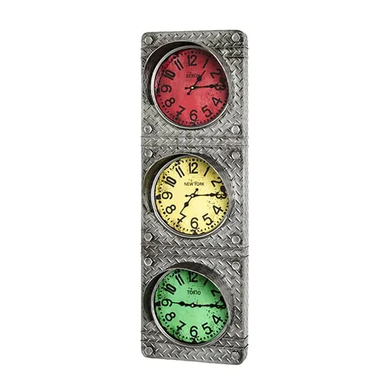 Middles Metal Traffic Light Clock - Anthracite image