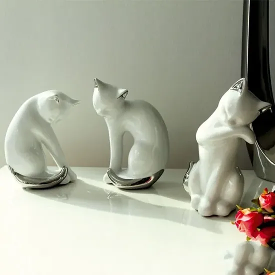 Moline Ceramics Cat Twisto Sculpture - White, Silver