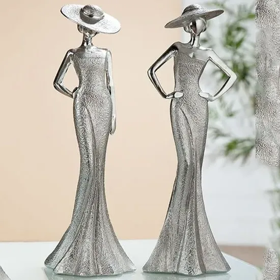 Terrell Lady Diva Hands In Hip Sculpture - Silver, Polyresin image