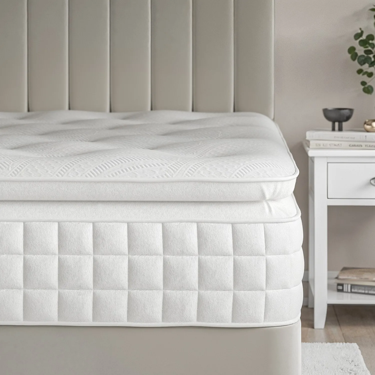 King Size Hybrid 2000 Pocket Sprung Pillow Top Mattress - White product