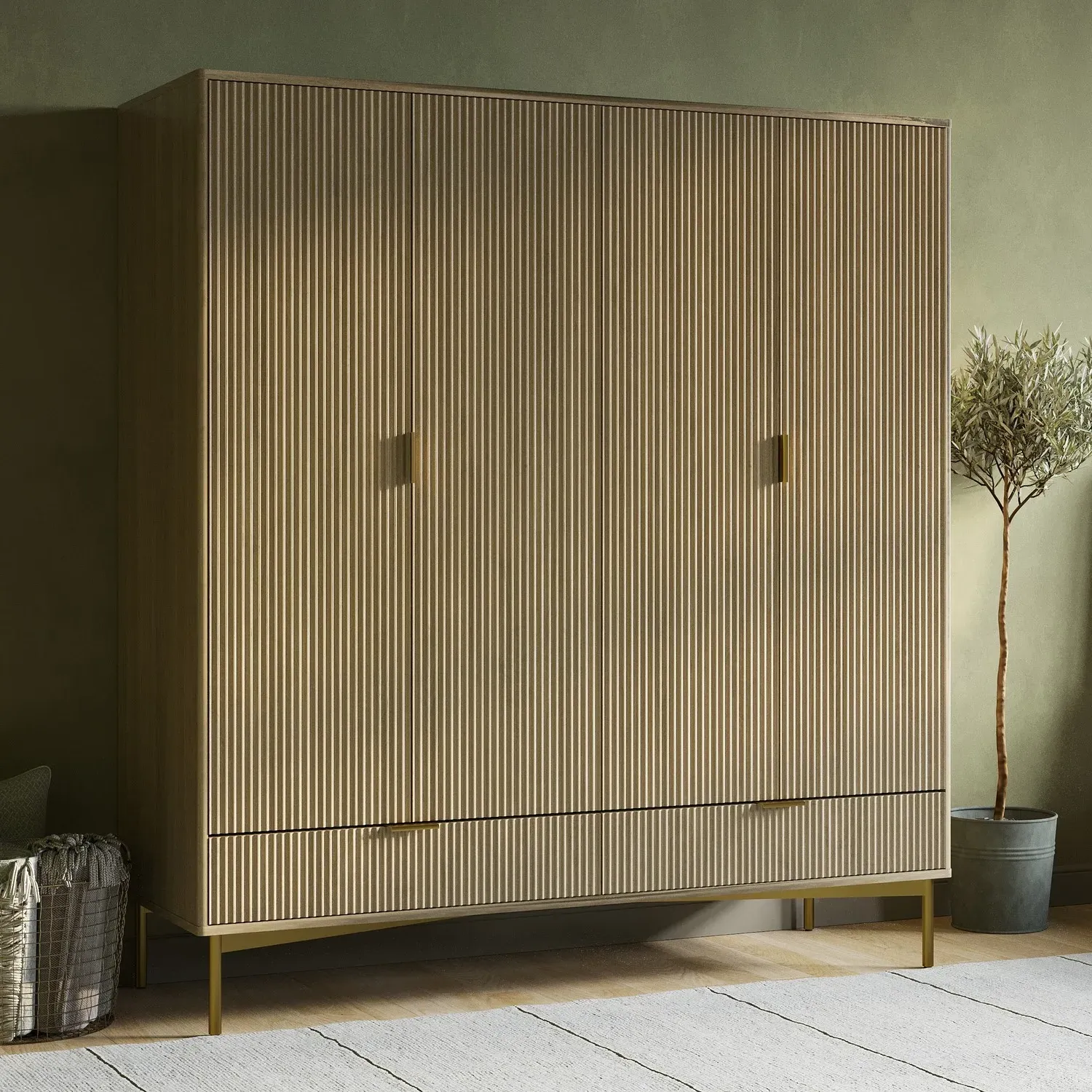 4 Door Wardrobe with 2 Drawers - Light Oak, MDF alternate view