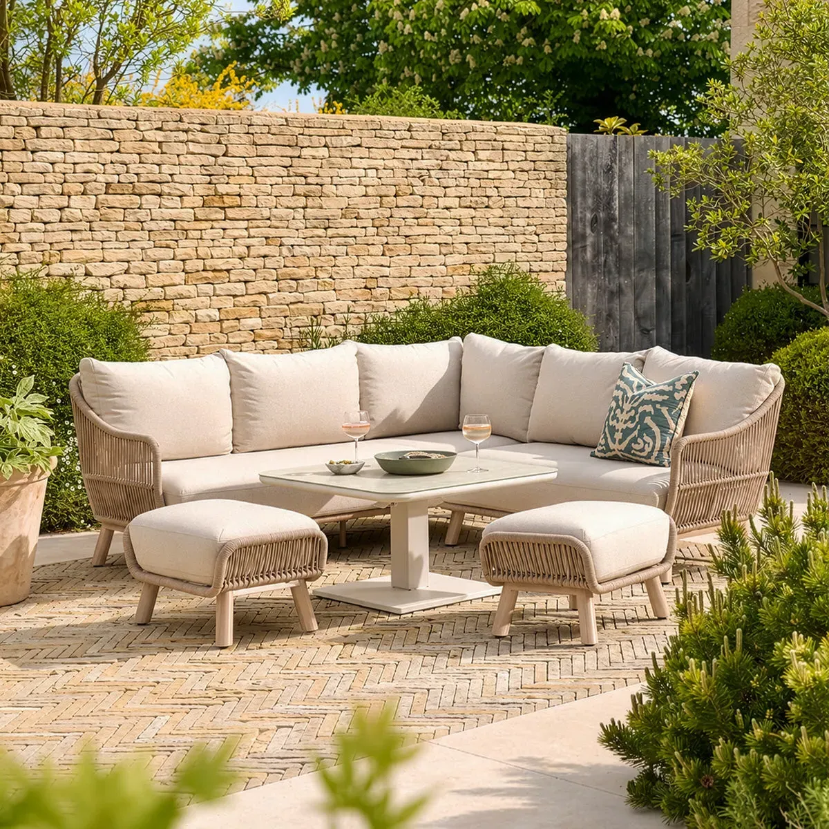 Corner 7-Seater Casual Dining Set - Oatmeal, Olefin Rope product