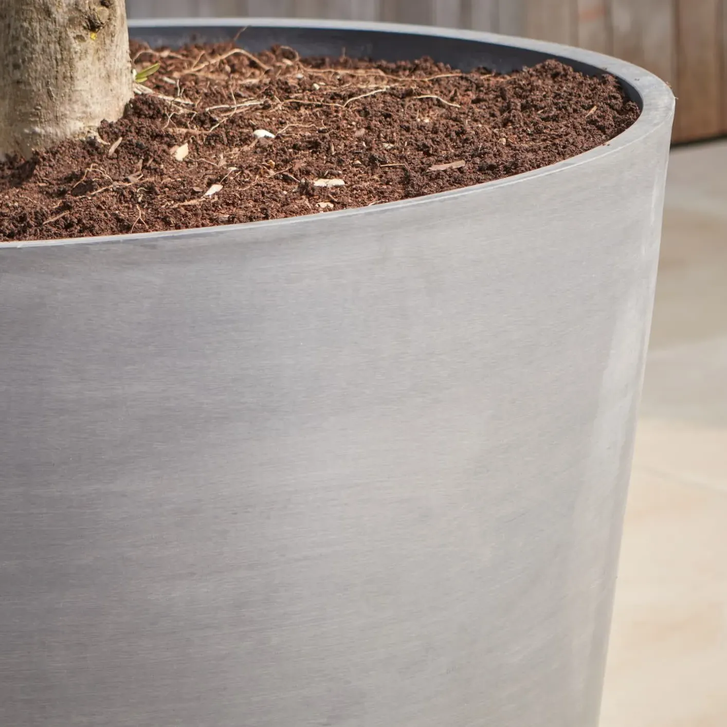 Round Plant Pot with Drainage - Grey, Plastic