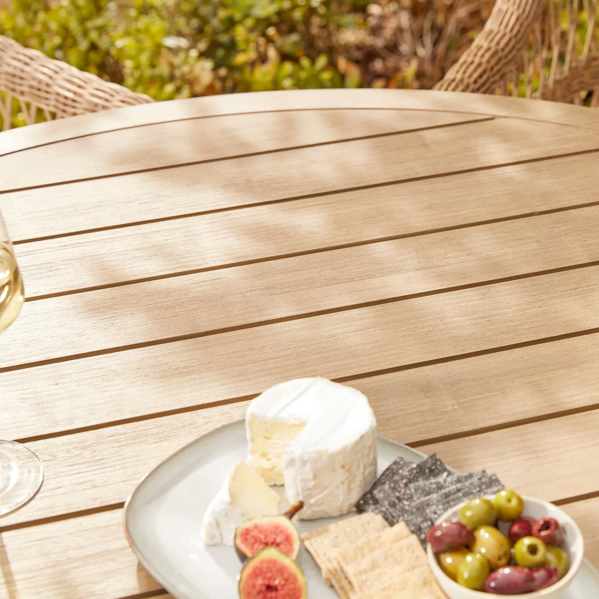 4-Seater Round Dining Set - Natural, Acacia