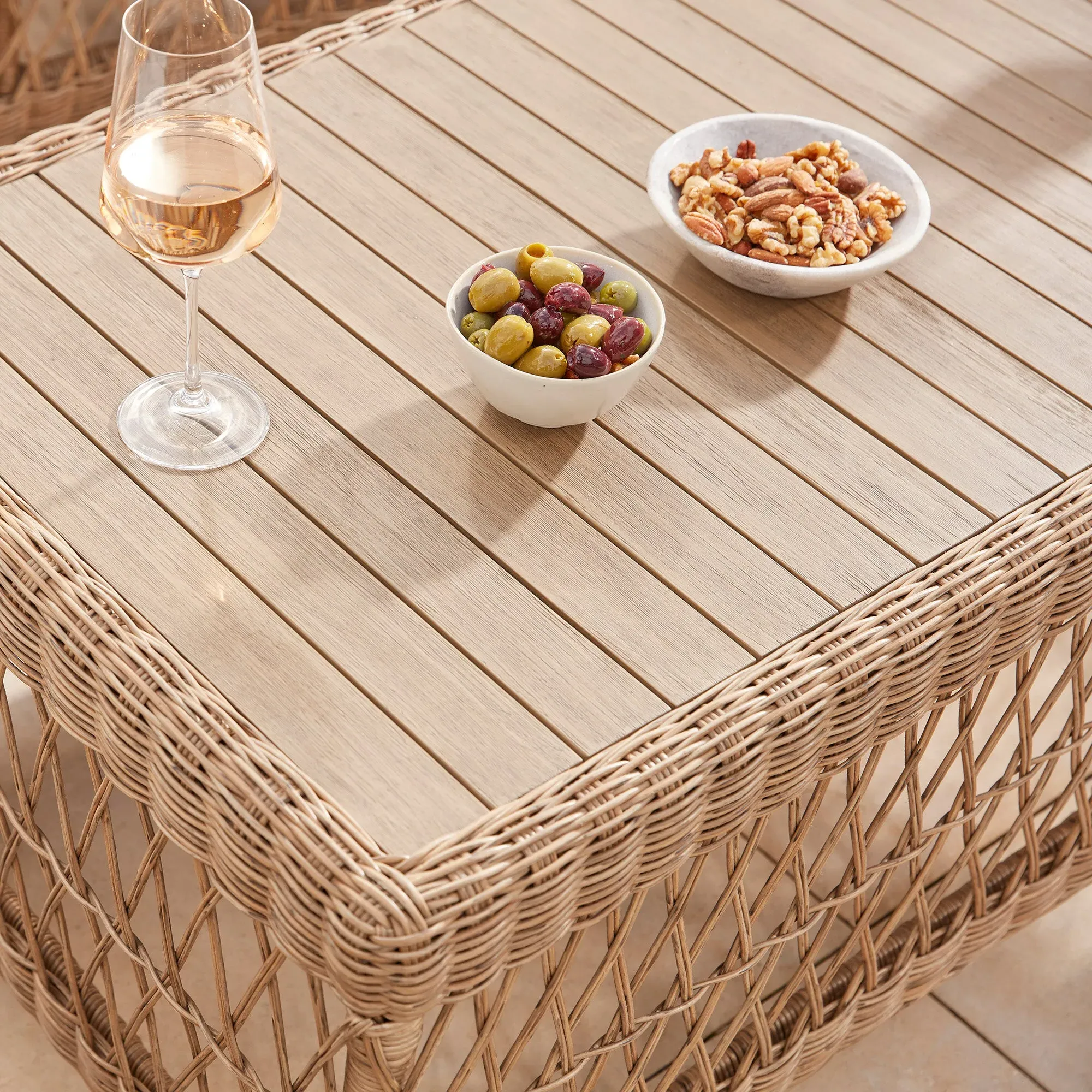 5-Seater Lounge Set with Coffee Table - Wicker