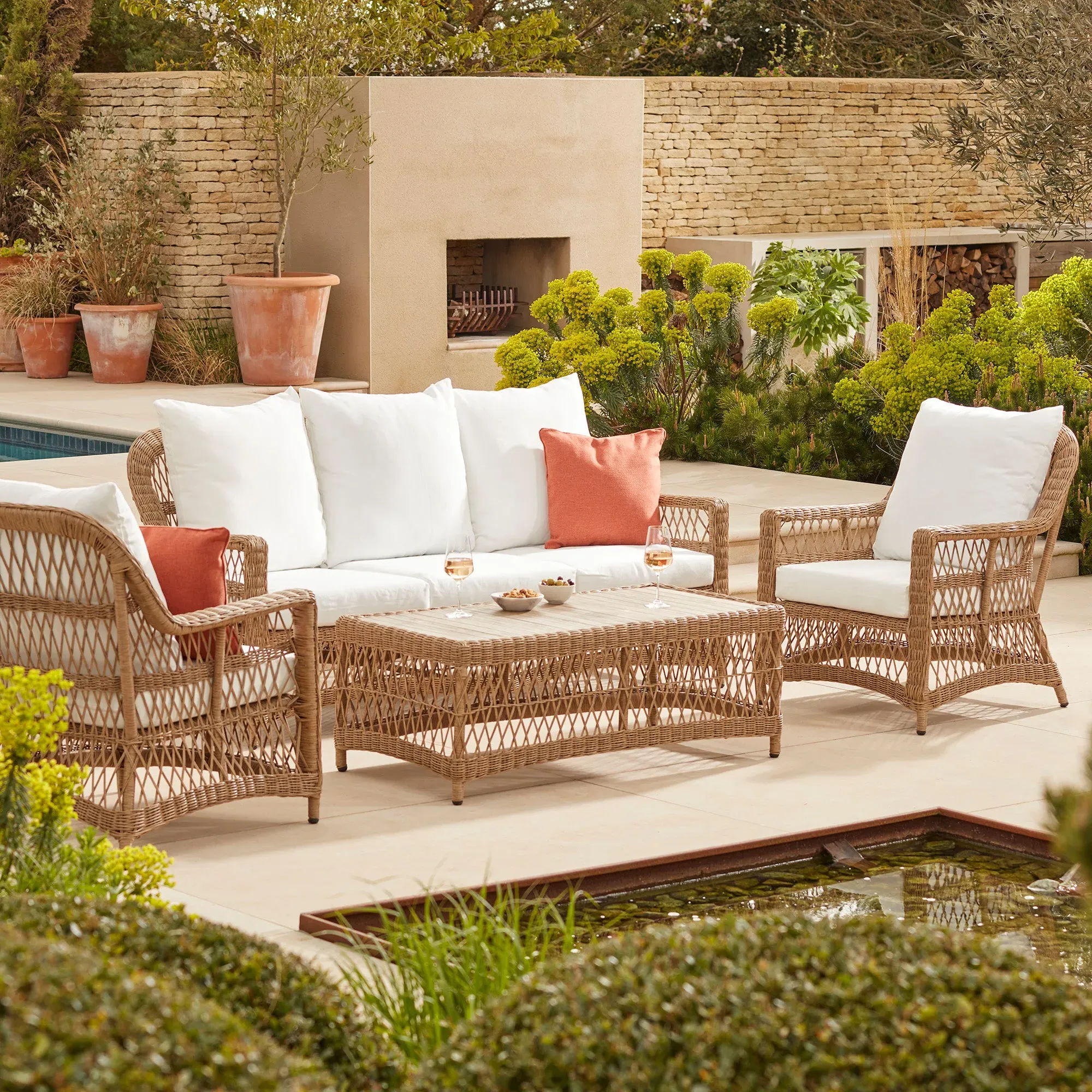 5-Seater Lounge Set with Coffee Table - Wicker image