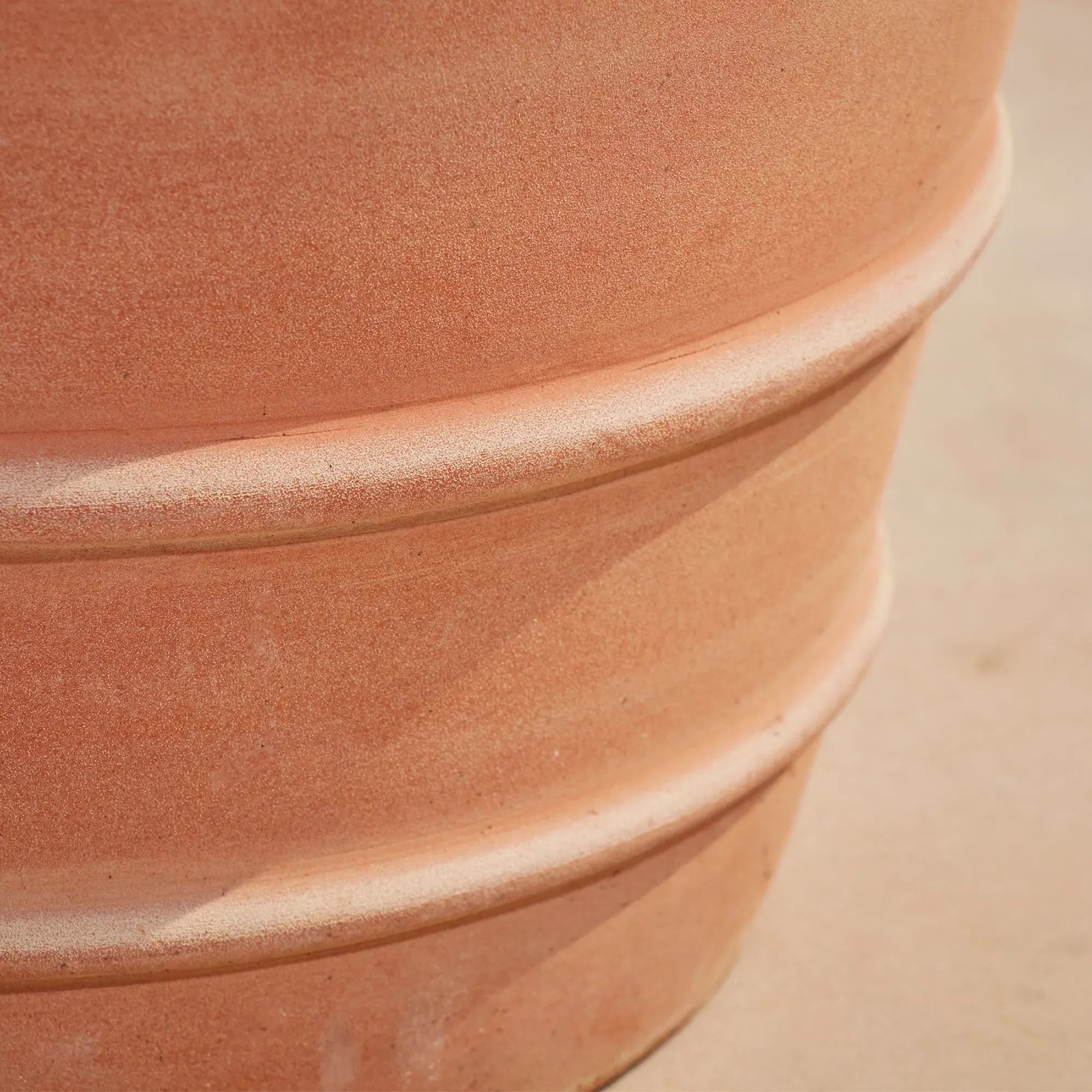 Large Plant Pot with Drainage - Terracotta