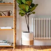 Plant Pot with Stand - Speckled, Ceramic