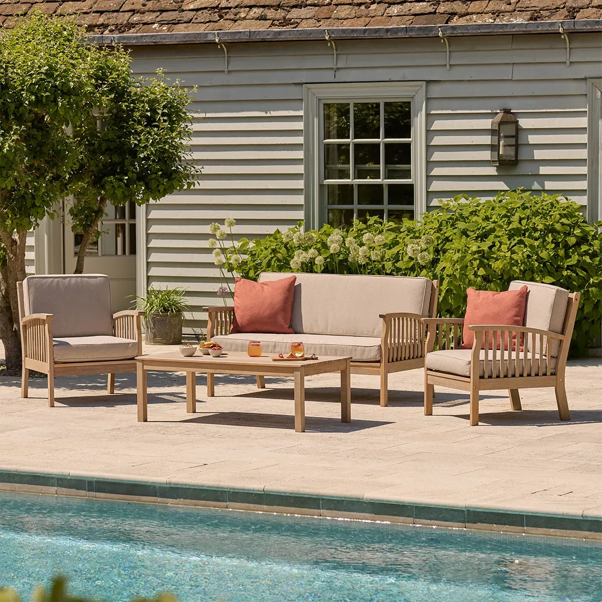 Classic Lounge Set with Table - Grey, Eucalyptus