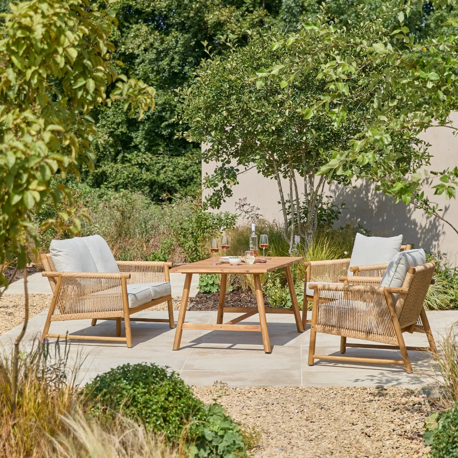 All-weather Wicker 4-Seater Casual Dining Set - Natural Wicker product