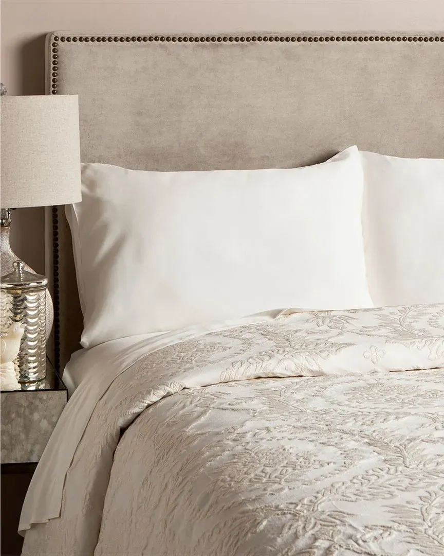 Antique Medallion Bedspread - Ivory image