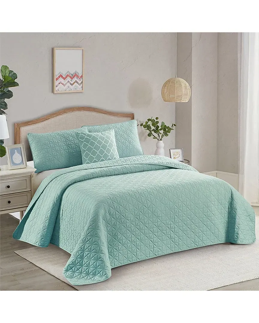 4-Piece Diamond Quilt Set with Cushion - Light Blue image