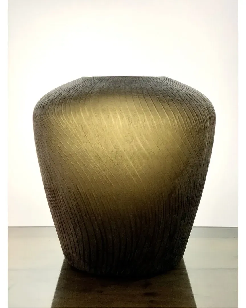 Supra Vase Lehri Cut Stone - Smoke image